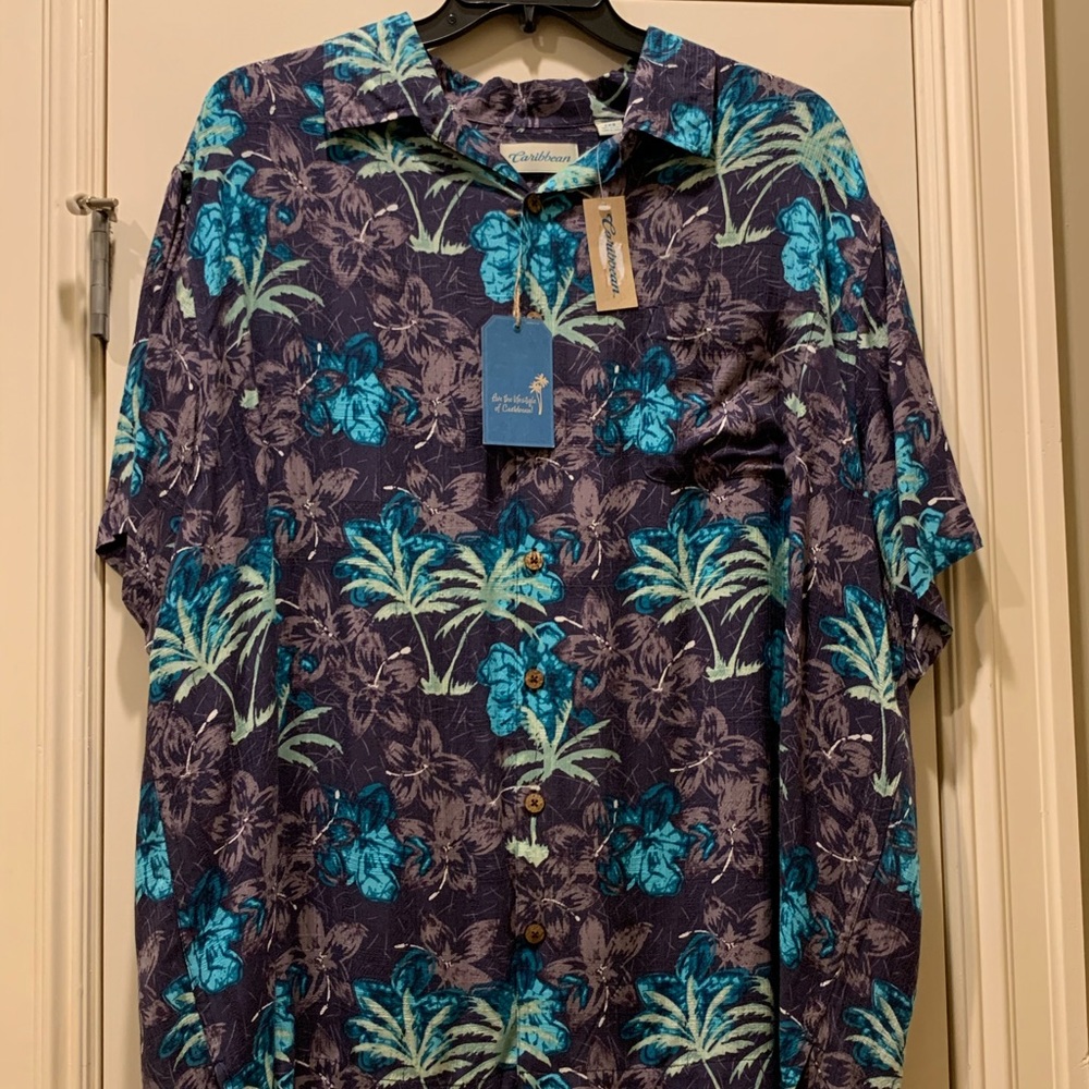 Roundtree & yorke Hawaiian shirt